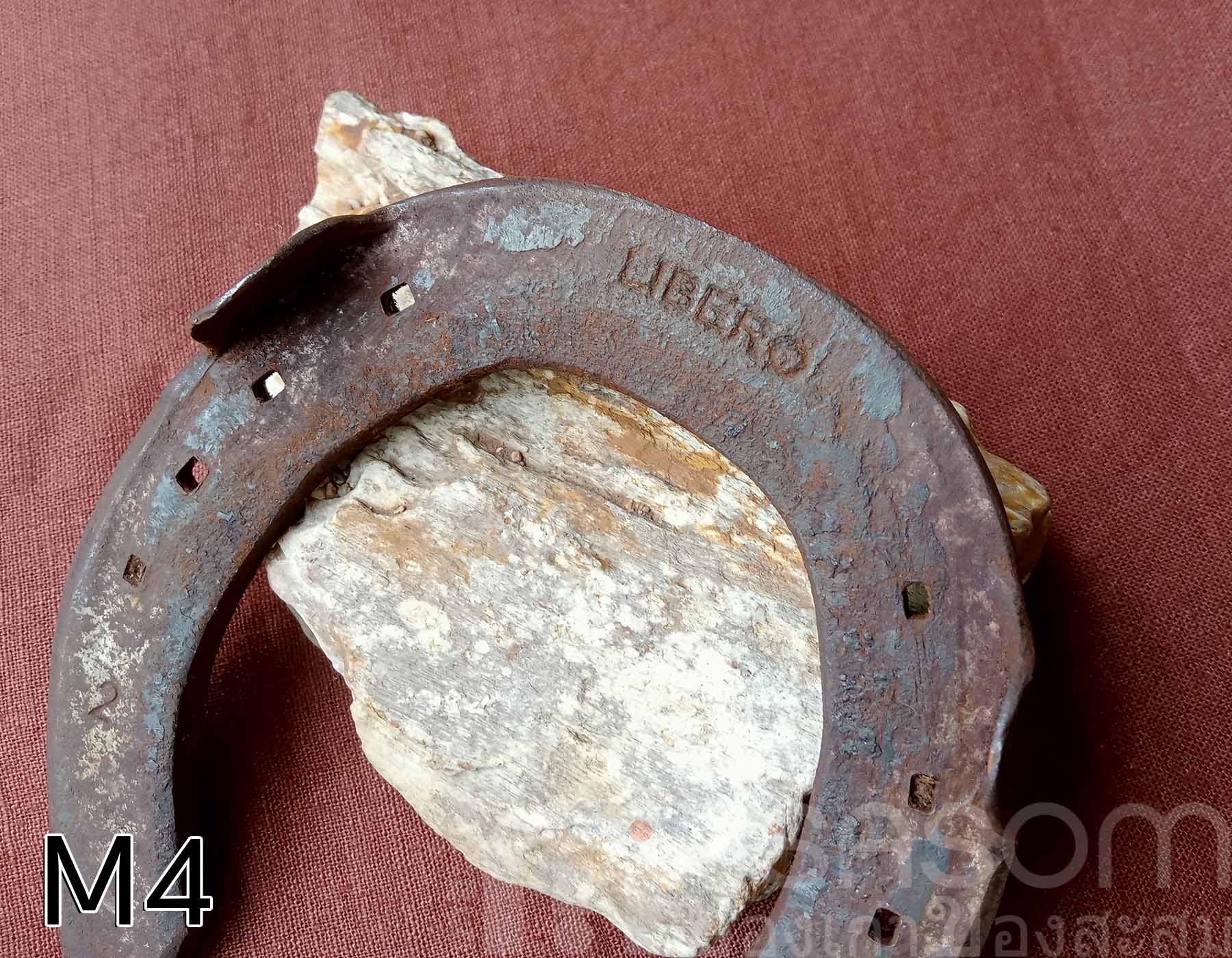 เกือกม้าเก่า วัตถุมงคลนำโชค