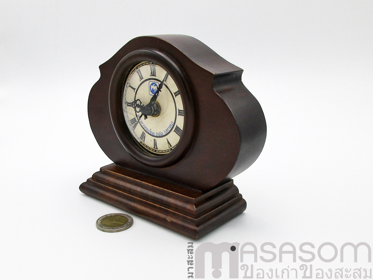 นาฬิกาไม้เก่าธนาคารกรุงไทย