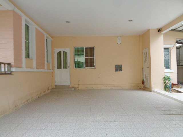 🚩H1091 ขายบ้านเดี่ยว 76.3 ตร.วา หมู่บ้านมัณฑนา วัชรพล-รามอินทรา2 แขวงท่าแร้ง เขตบางเขน ทำเลดี ใกล้ห้าแยกวัชรพล อยู่หลังมุม