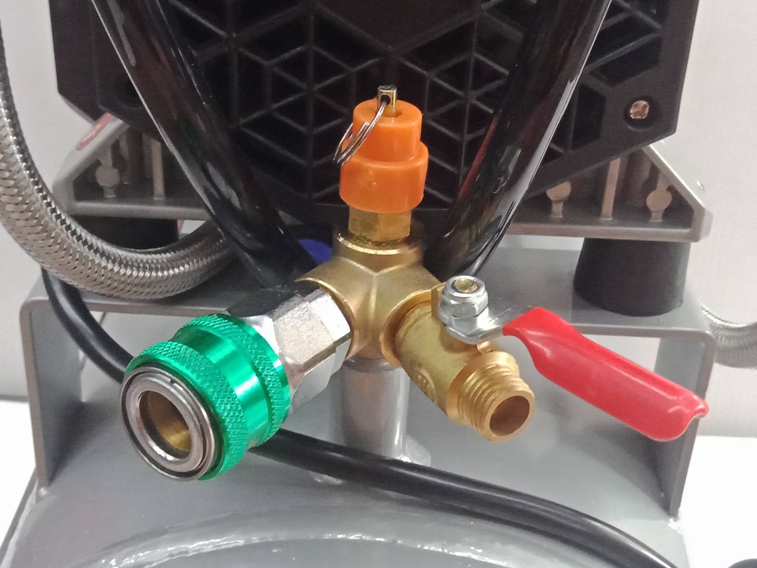 ปั๊มลมไม่ใช้น้ำมัน Digital ALUMINIUM TANK 20ลิตร PTT-DS1500AL20 PUMPKIN