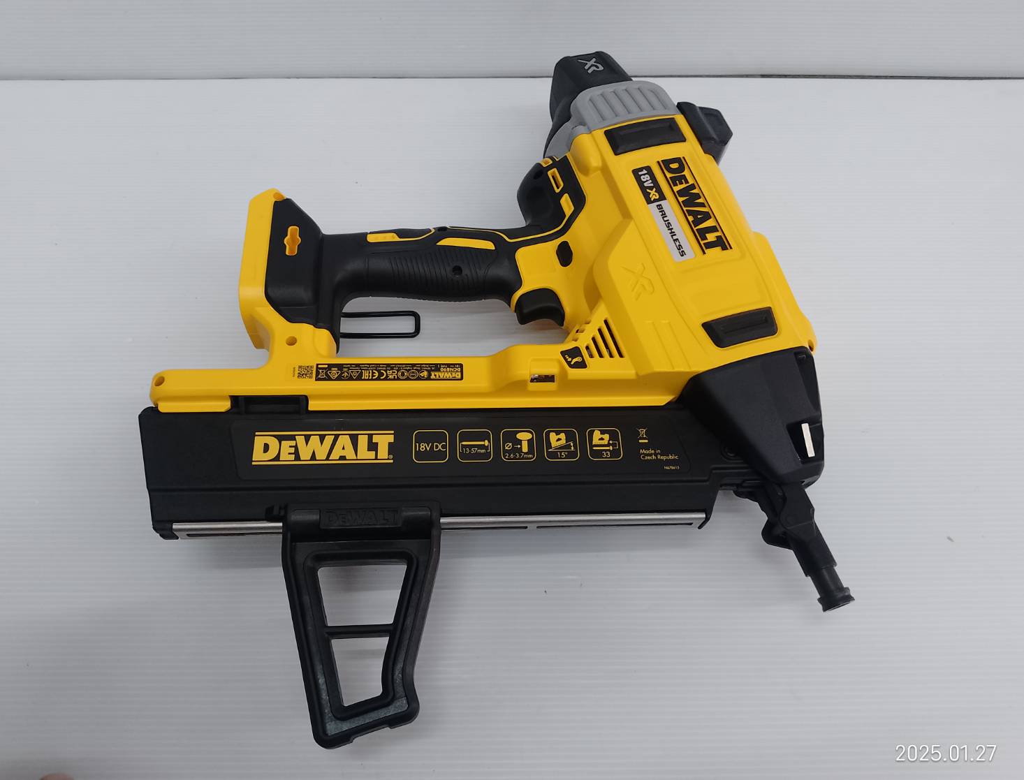 เครื่องยิงปืนลมไร้สาย20V DCN890N-XJ DEWALT