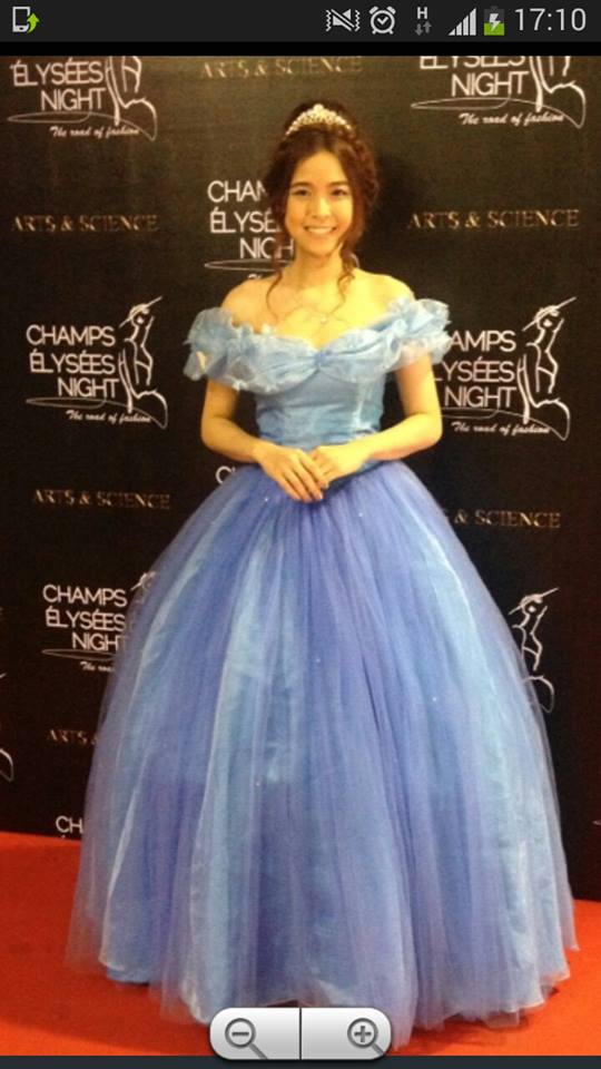 ชุดเจ้าหญิงซินเดอเรลล่า @ Movie 2015