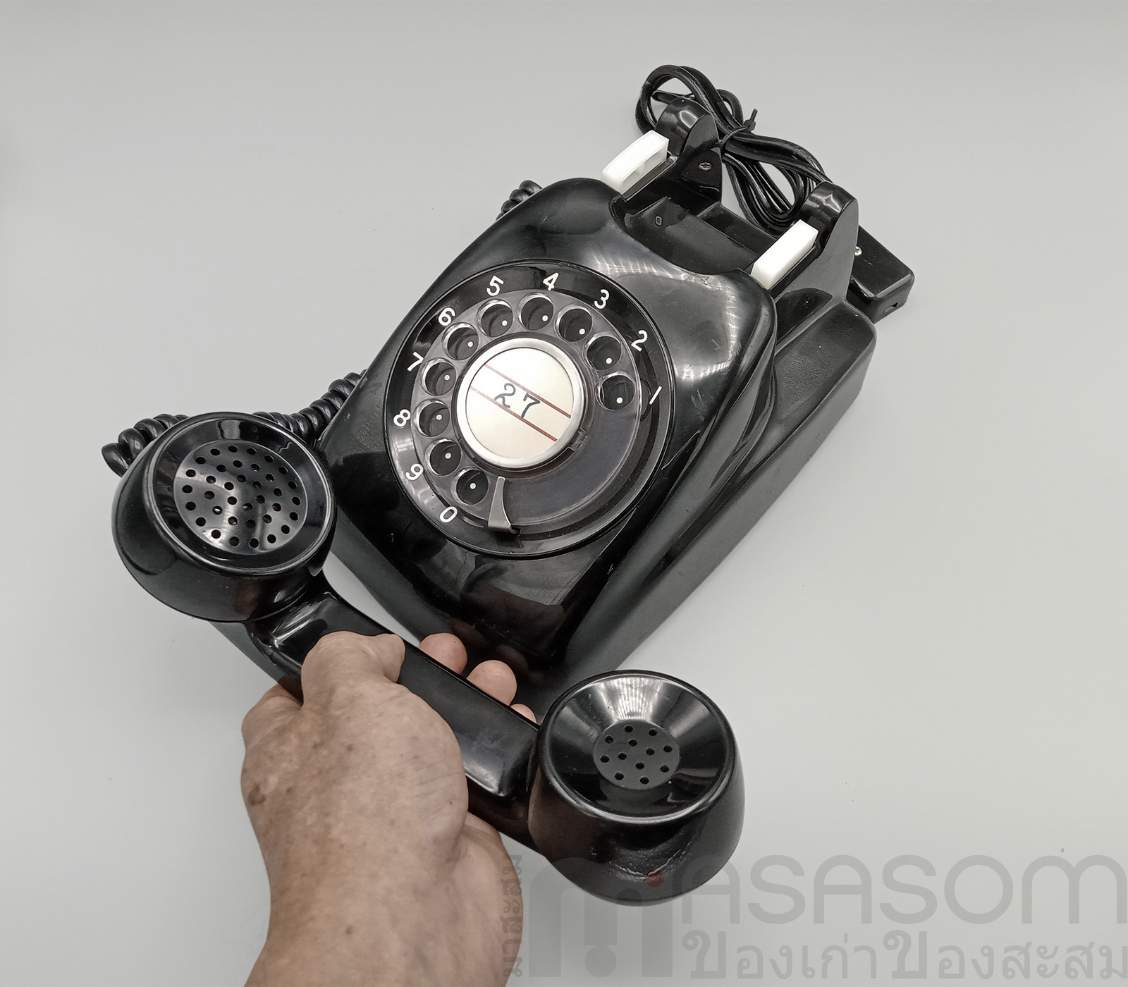 โทรศัพท์แบบหมุนสีดำ