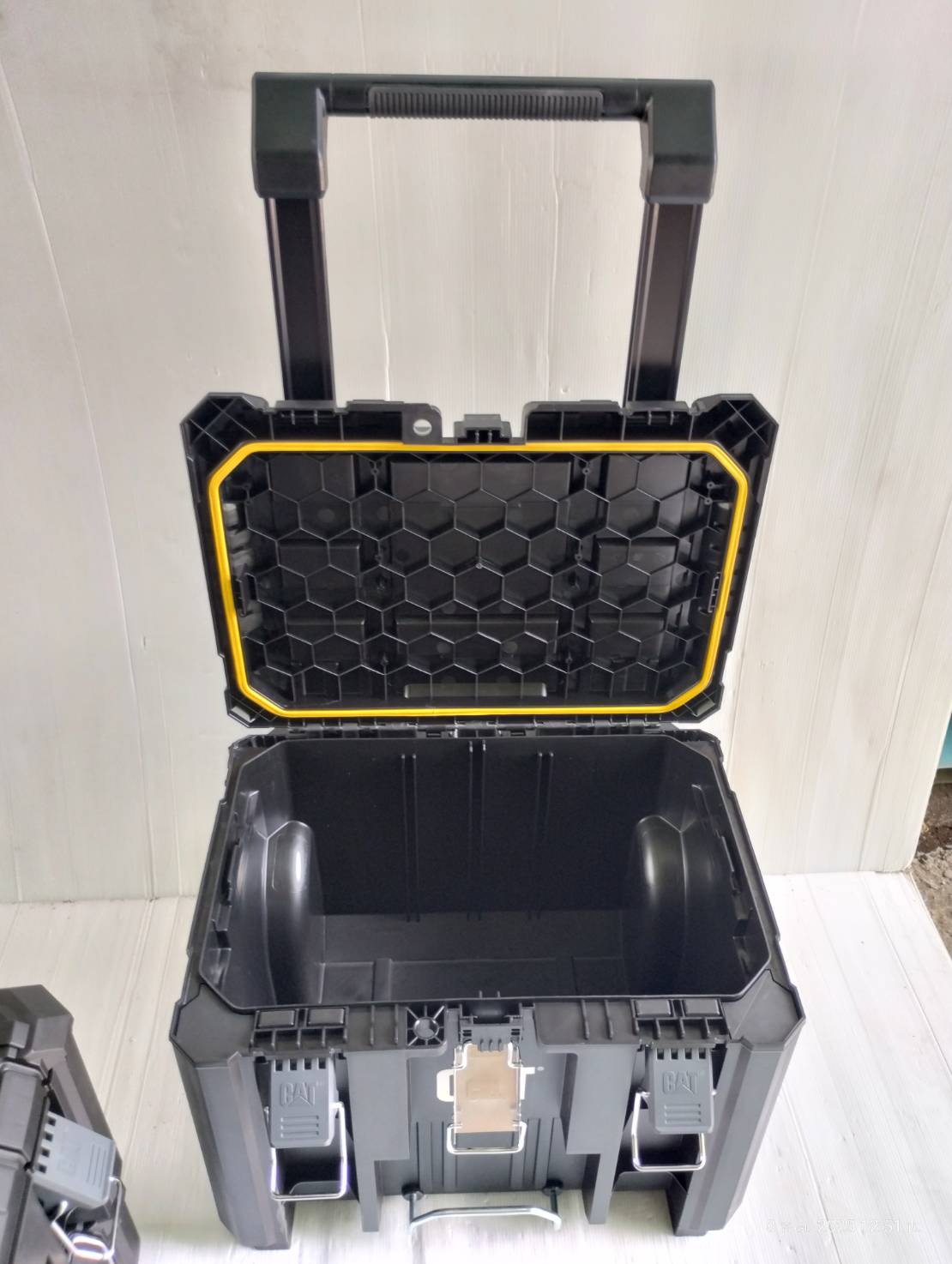 ชุดกล่องเก็บเครื่องมือ DA41005 CAT