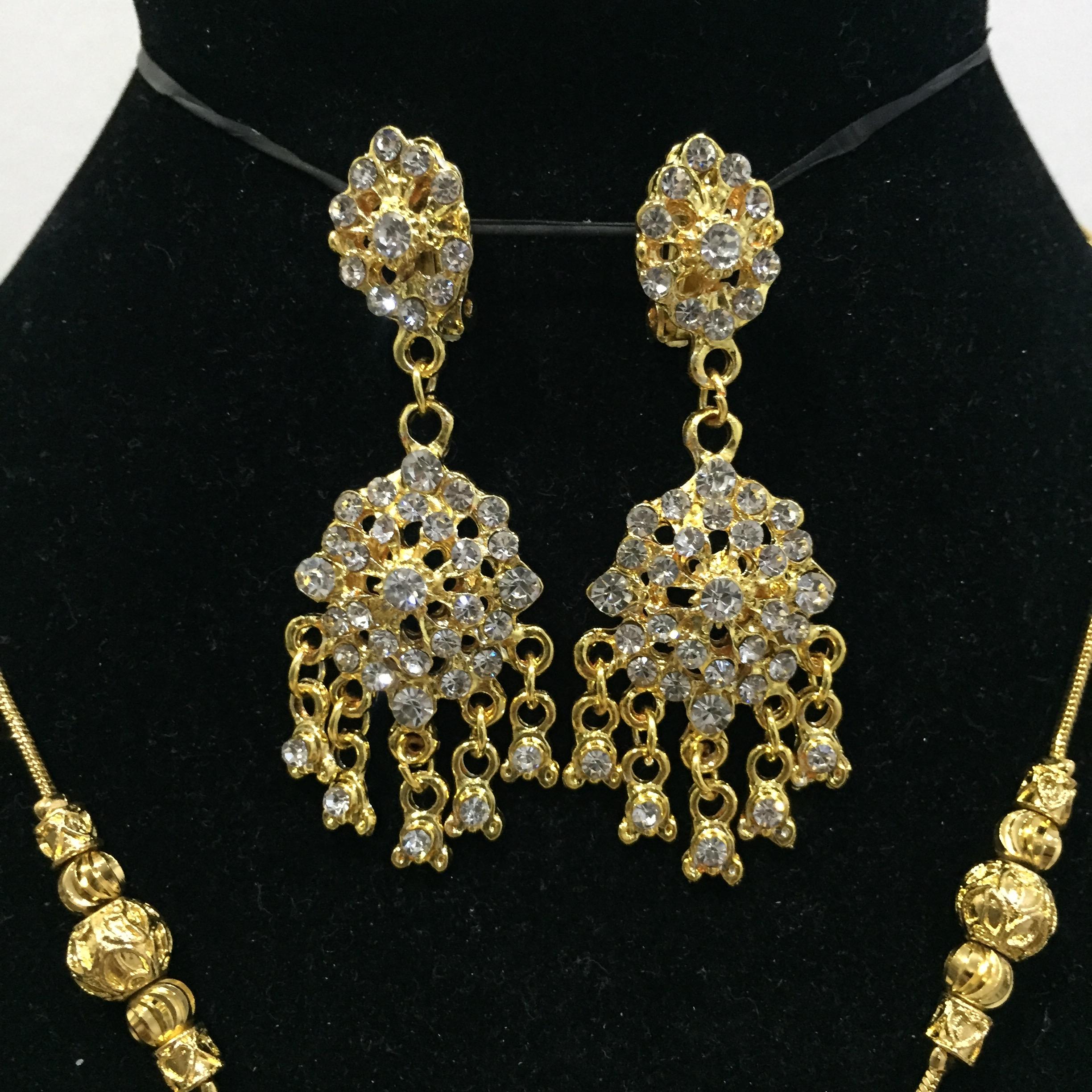 (พร้อมส่ง) เครื่องประดับไทยสร้อยคอ+ต่างหู 050