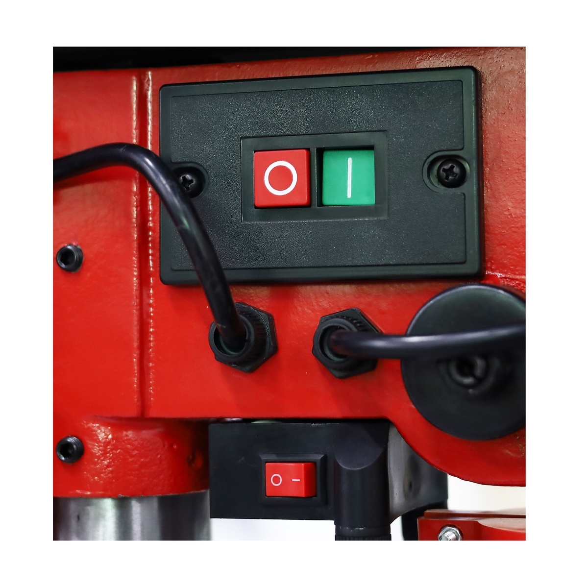 POLO สว่านแท่น ขนาด 16 มม. (5/8 นิ้ว) กำลังมอเตอร์ 375 วัตต์ รุ่น PG16S มีเลเซอร์ และ เซฟตี้ แถมปากกาจับชิ้นงาน