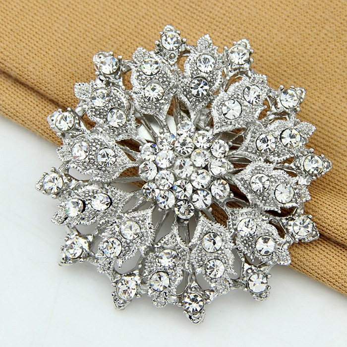 (พร้อมส่ง) เข็มกลัด 055