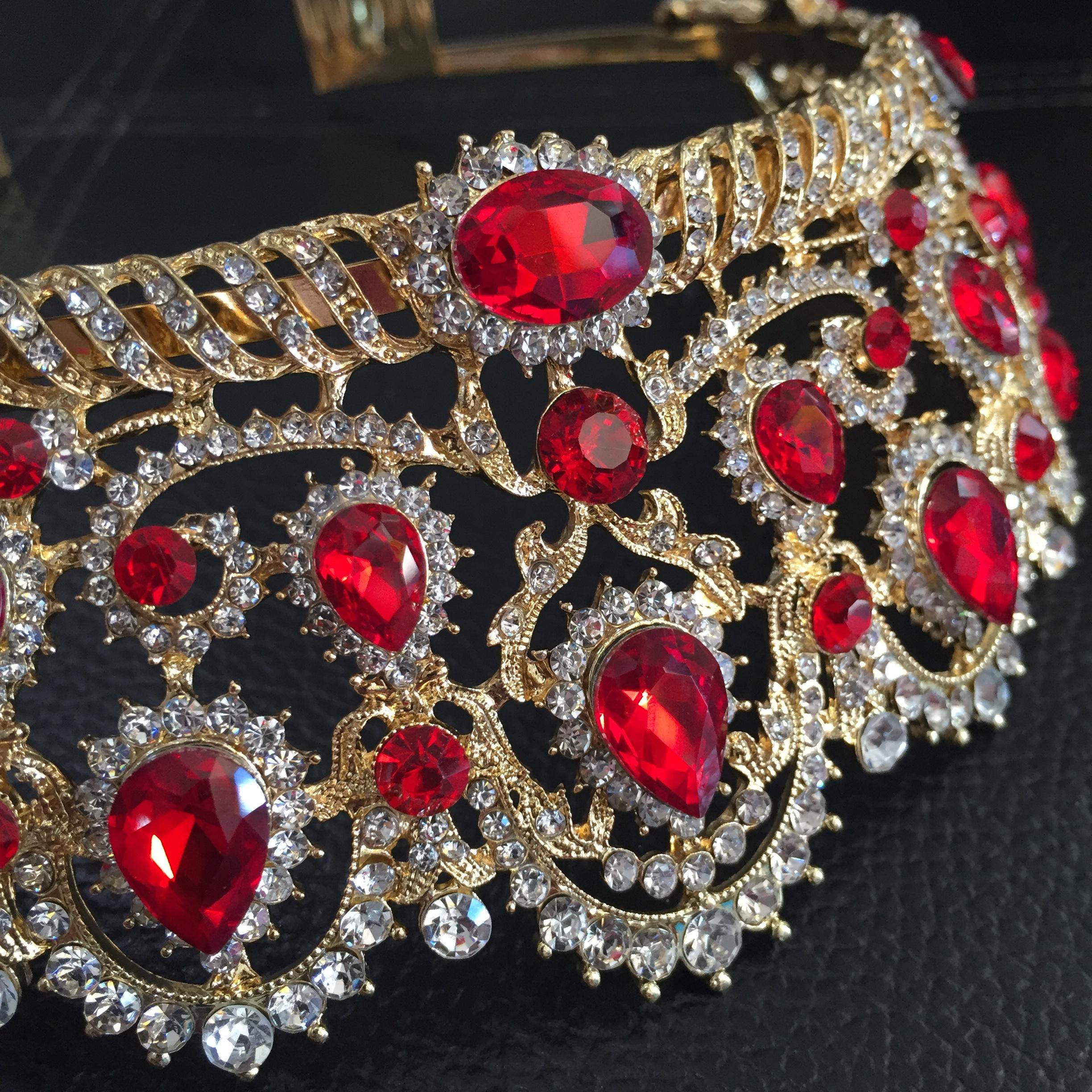 (พร้อมส่ง) เทียร่า 024 สีแดง มงกุฎนางงาม มงกุฎเจ้าหญิง งานสวย ปราณีต QCเพชรทุกเม็ด สินค้าพร้อมส่งจากไทย