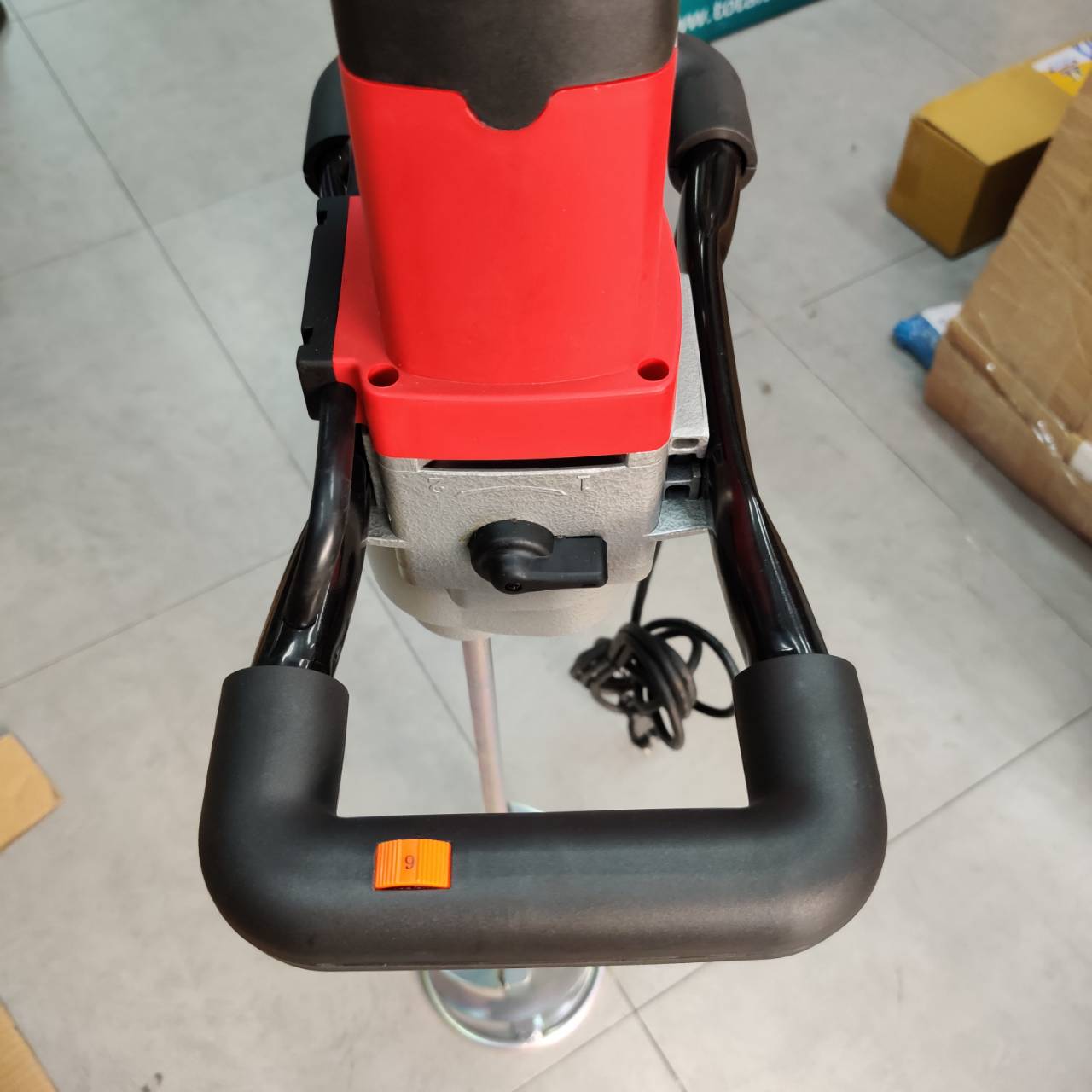 เครื่องปั่นผสมสี M-1600 OKURA