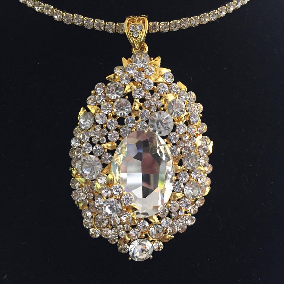 (พร้อมส่ง) สร้อยคอเพชร+ต่างหู 126 (หนีบ)