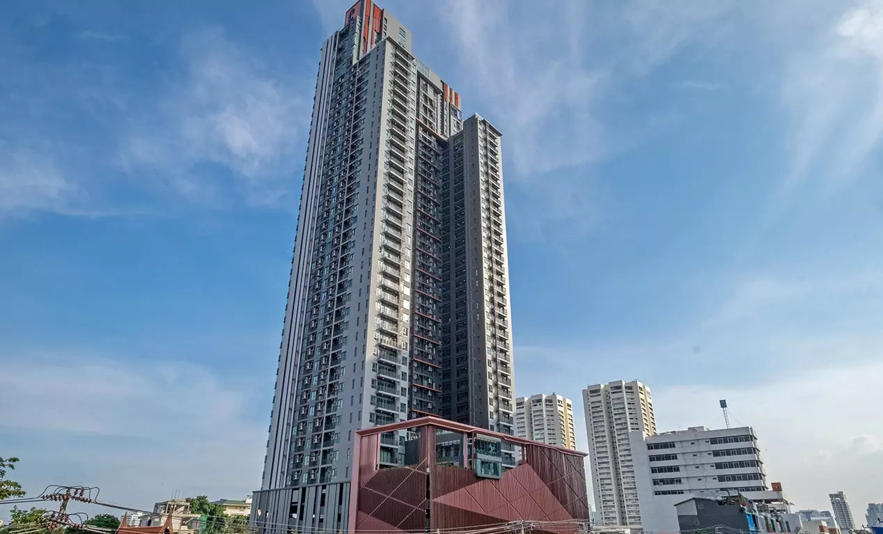 🚩 H1287 ขายขาดทุน คอนโด ซี เอกมัย 44ตารางเมตร Duplex (2ชั้น) อยู่ชั้น42 ใกล้ถนนเพชรบุรีเพียง 100 เมตร ห้องสวย พร้อมอยู่