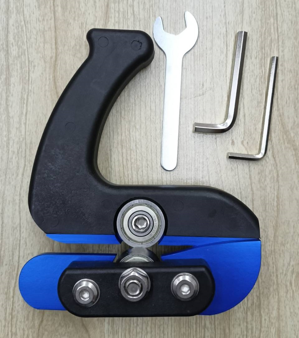 คัตเตอร์ตัดลามิเนต VC99L