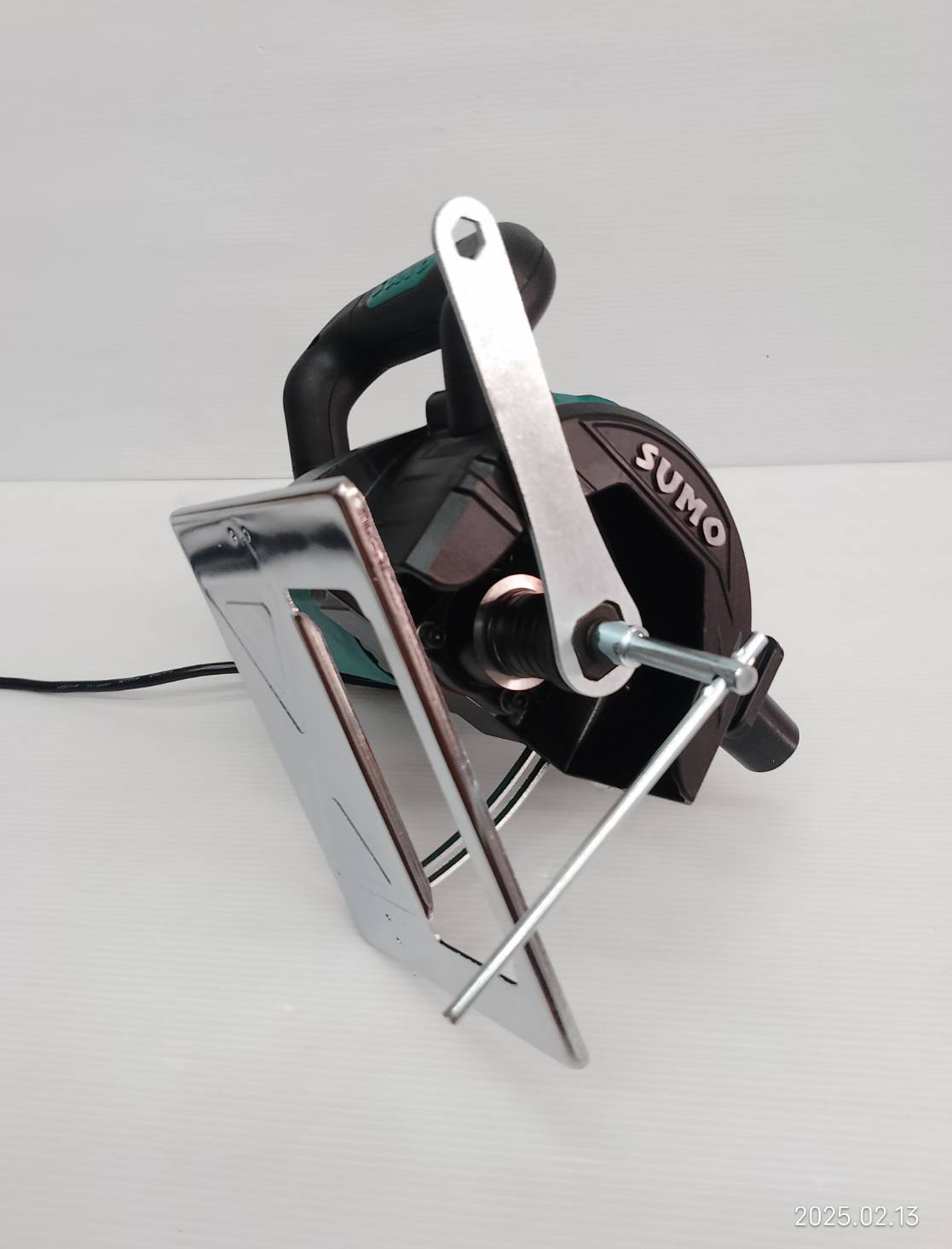 เครื่องเซาะร่องคอนกรีต5" 5025 SUMO