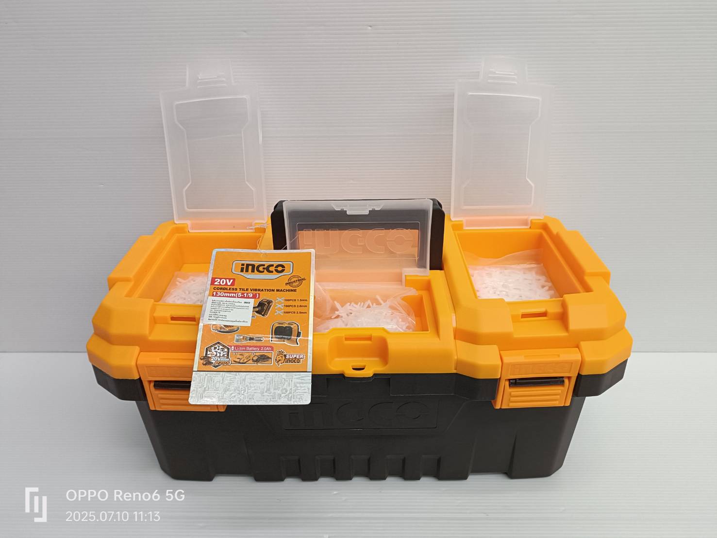 INGCO เครื่องดูดสั่นกระเบื้อง20V CTVLI20015 ครบชุดพร้อมกล่อง