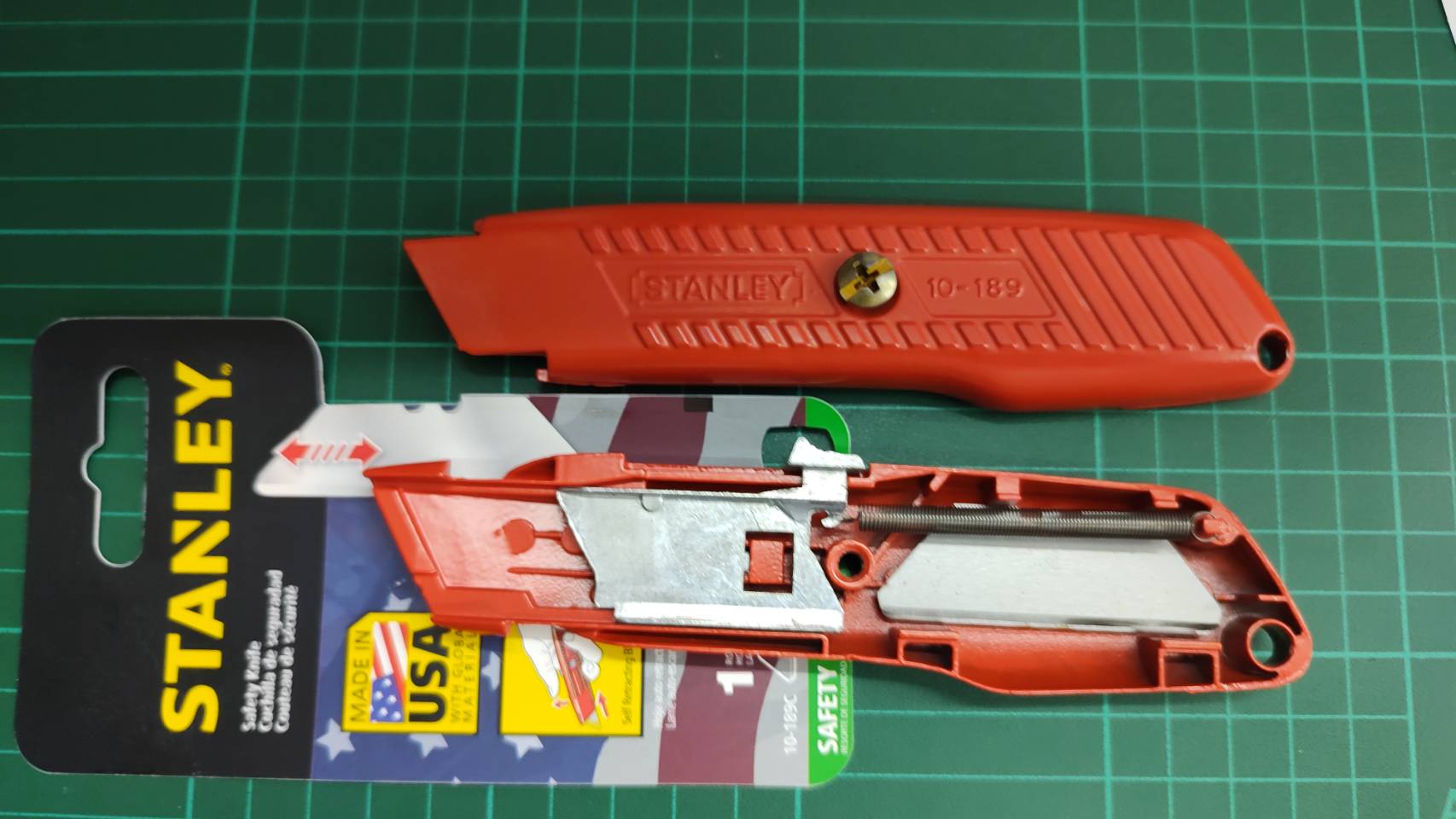 มีดอเนกประสงค์ INTERLOCK 5-5/8" 10-189C STANLEY