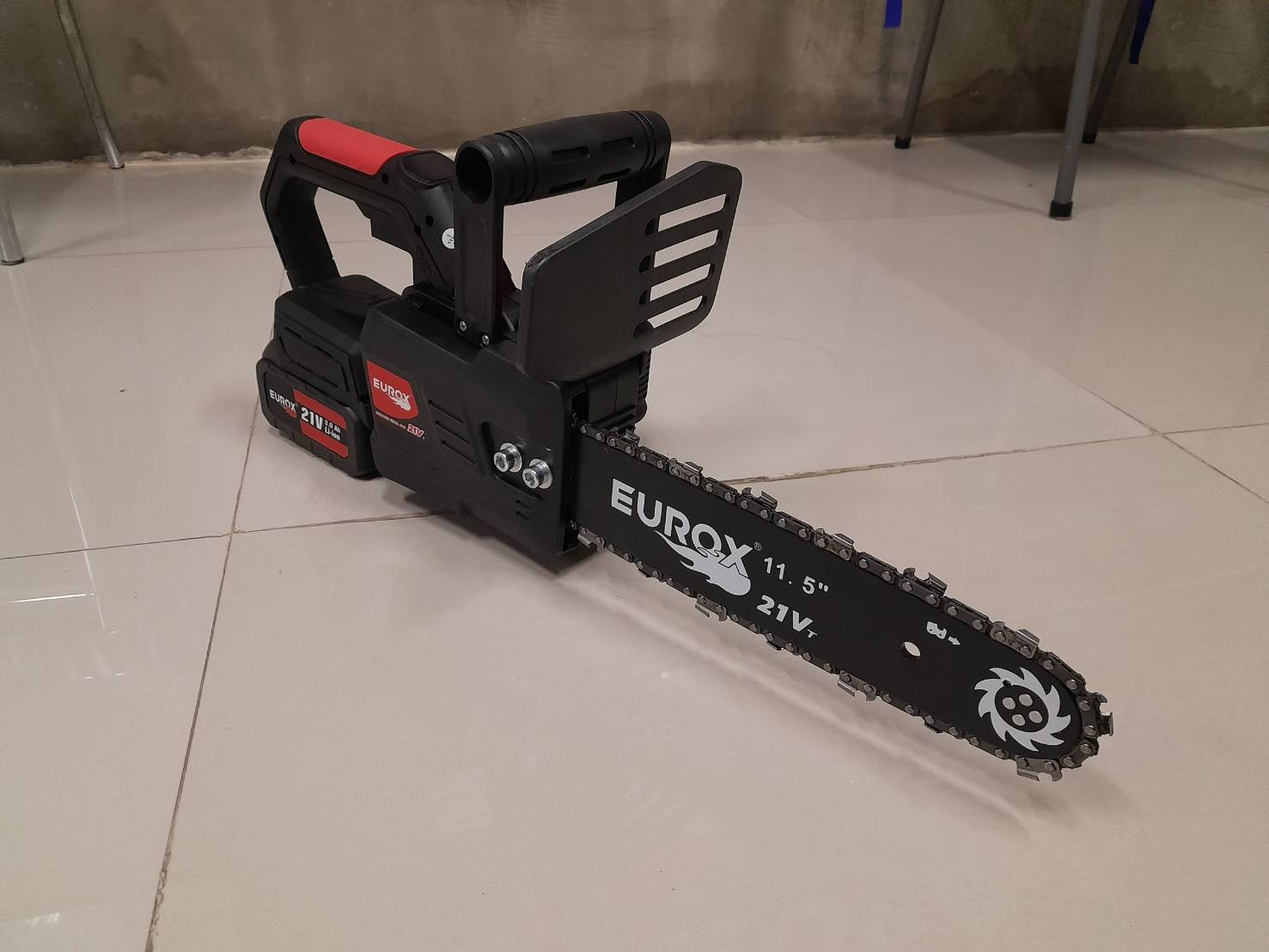 เลื่อยโซ่21V-T EUROX