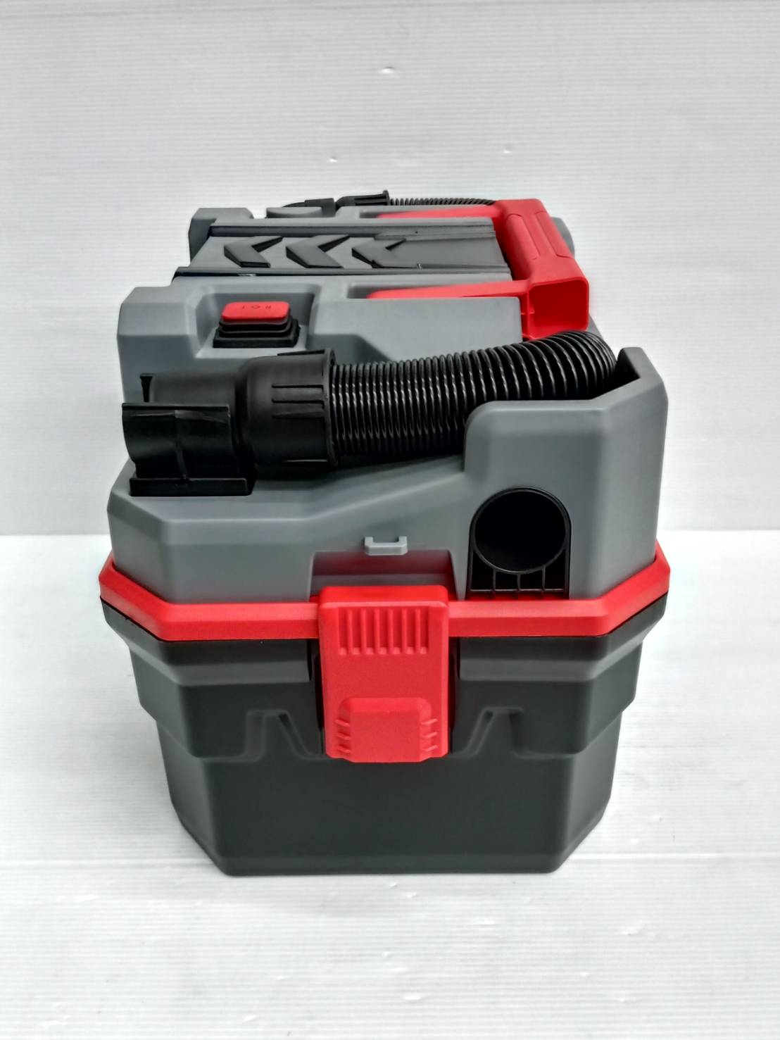 เครื่องดูดฝุ่นแบบกล่อง OCVC882-M1 OSUKA