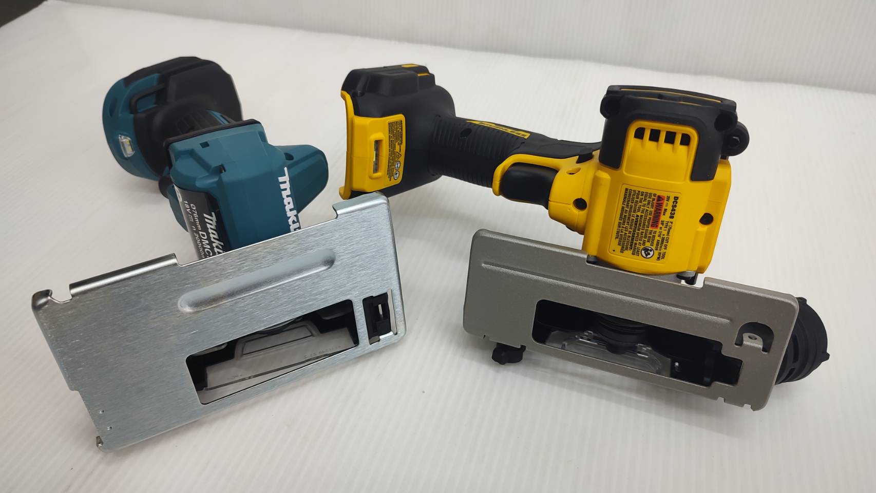 เครื่องตัด 3in1 DMC300Z MAKITA