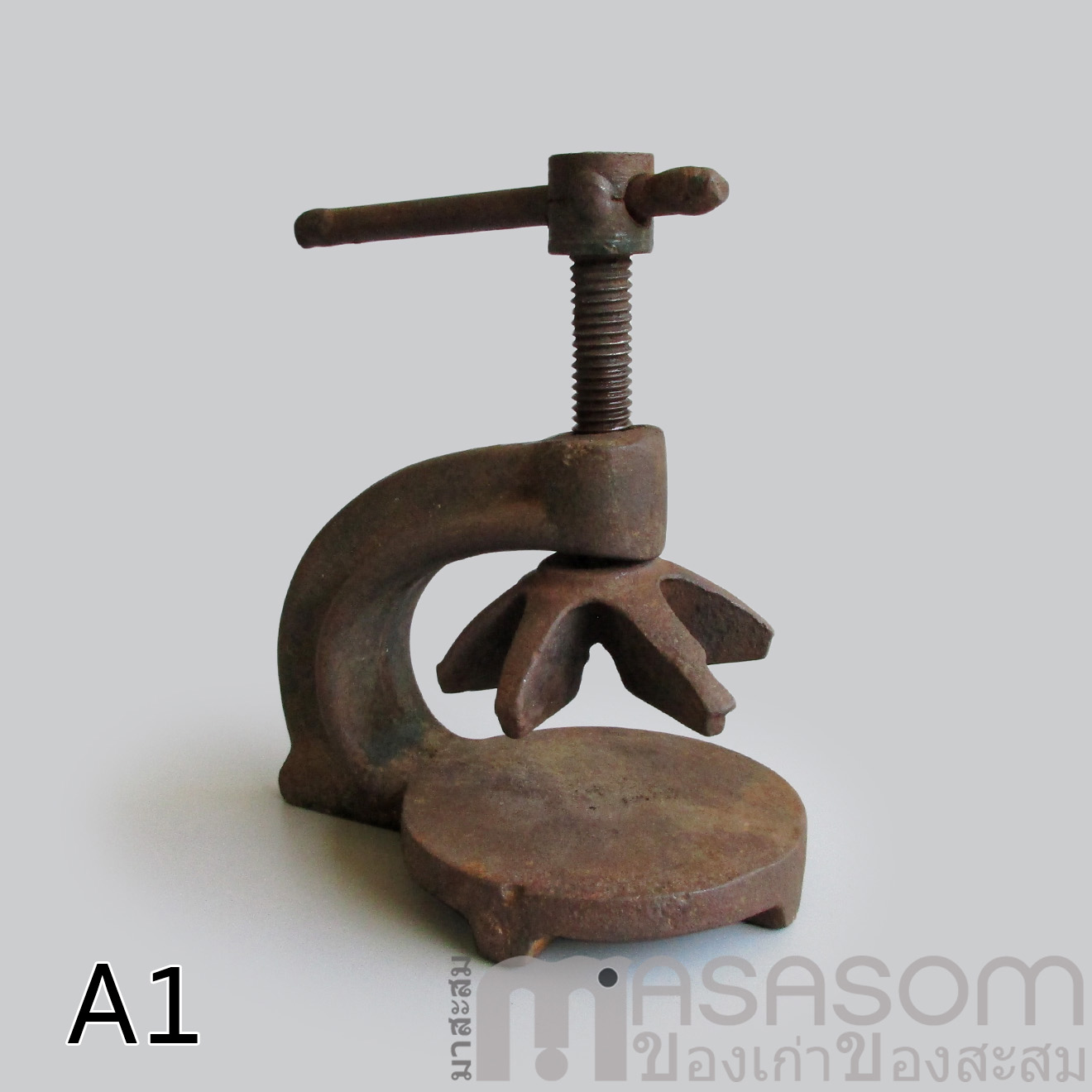 เหล็กปะยาง(ตัวหนีบขาไก่)