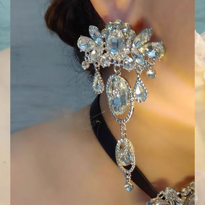 (พร้อมส่ง) สร้อยคอเพชร+ต่างหูแบบเข็ม 016 สไตล์วินเทจ ใส่ออกงาน สวยหรูดูแพง เพชรเม็ดใหญ่มาก