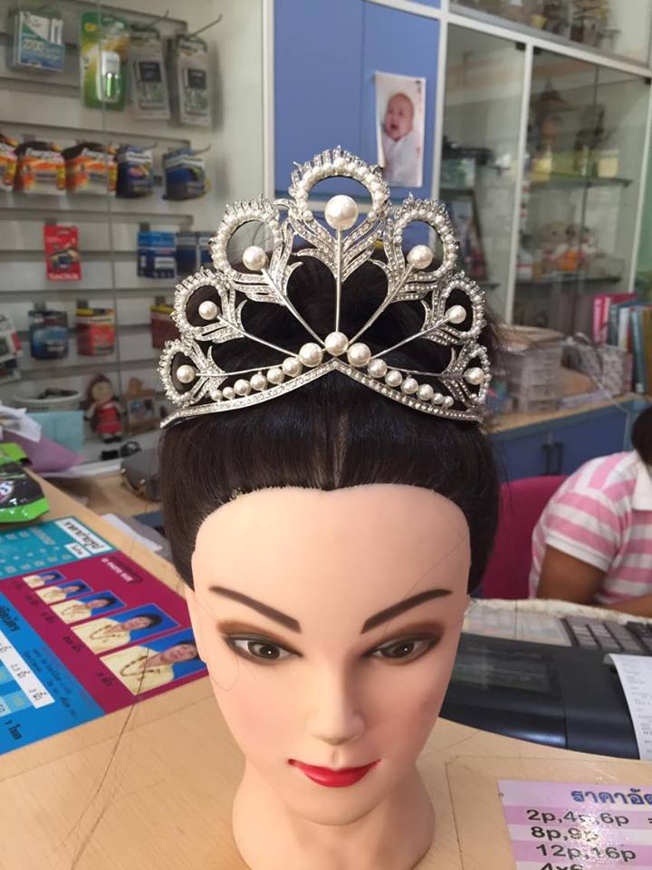 (พร้อมส่ง) เทียร่า 089 มิกิโมโต้ แบบครึ่งหัว Mikimoto Miss Universe เทียร่านางงาม มงกุฎขนนก มงกุฎแบบครึ่งหัว งานดีมีคุณภาพ รีวิวเยอะ