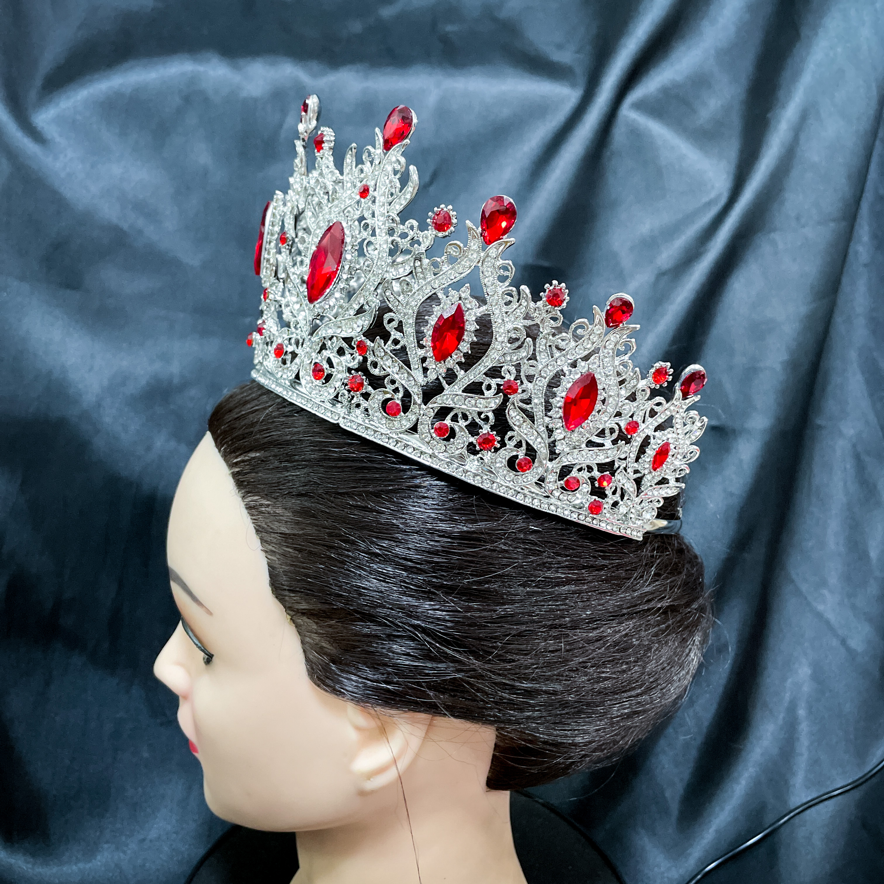 (พร้อมส่งจากไทย) มงกุฏ 096 สีแดง มงกุฎนางงาม มงกุฎเพชร มงกุฎประกวด สินค้าพร้อมส่ง ไม่ต้องรอนาน งานพรีเมี่ยม