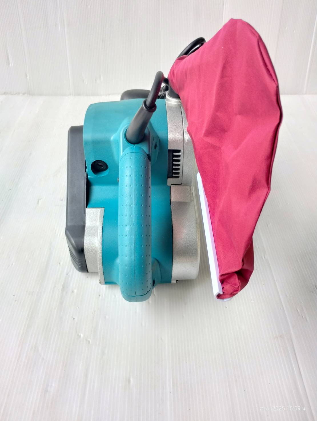 เครื่องขัดกระดาษทรายสายพาน BL-9403 BERALA