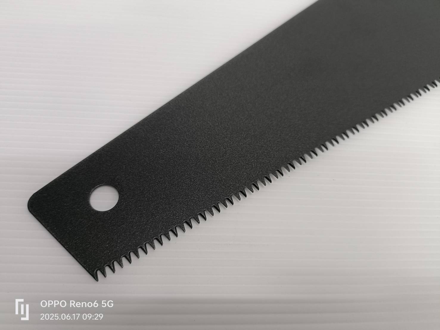 DEWALT รุ่น DWHT20544L เลื่อยมือ DEWALT 15 นิ้ว