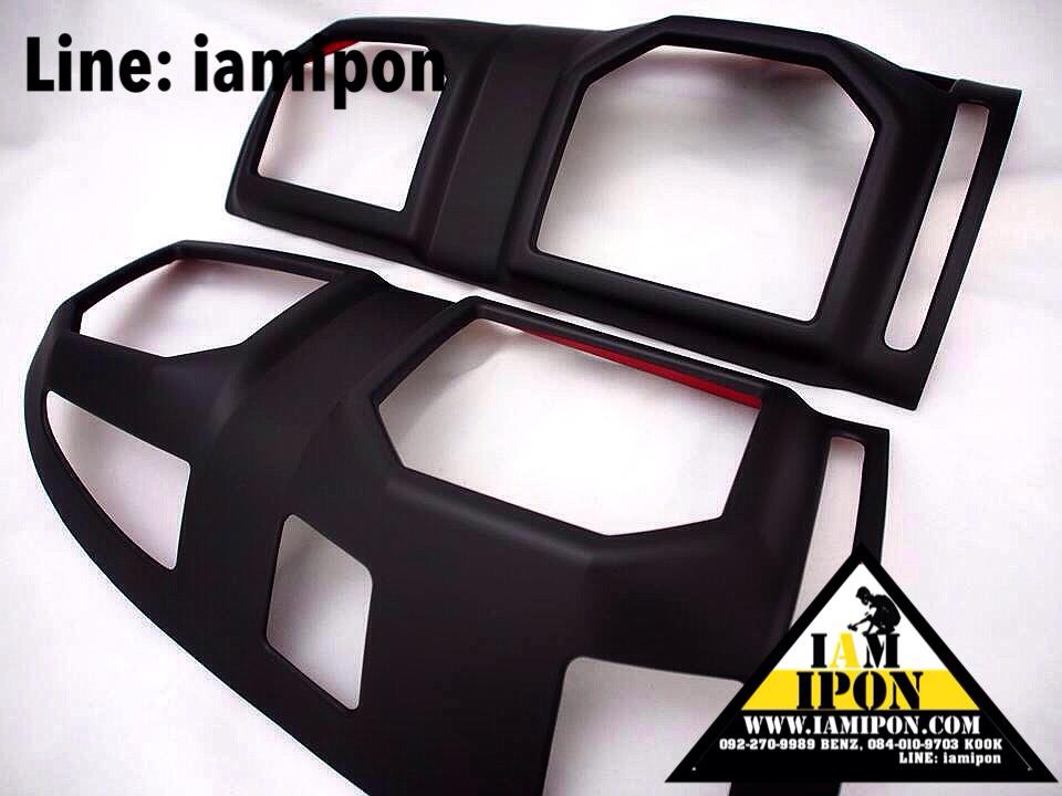 TRAIL LAMP COVER TOYOTA VIGO CHAMP ครอบไฟท้ายดำด้านวีโก้แชมป์