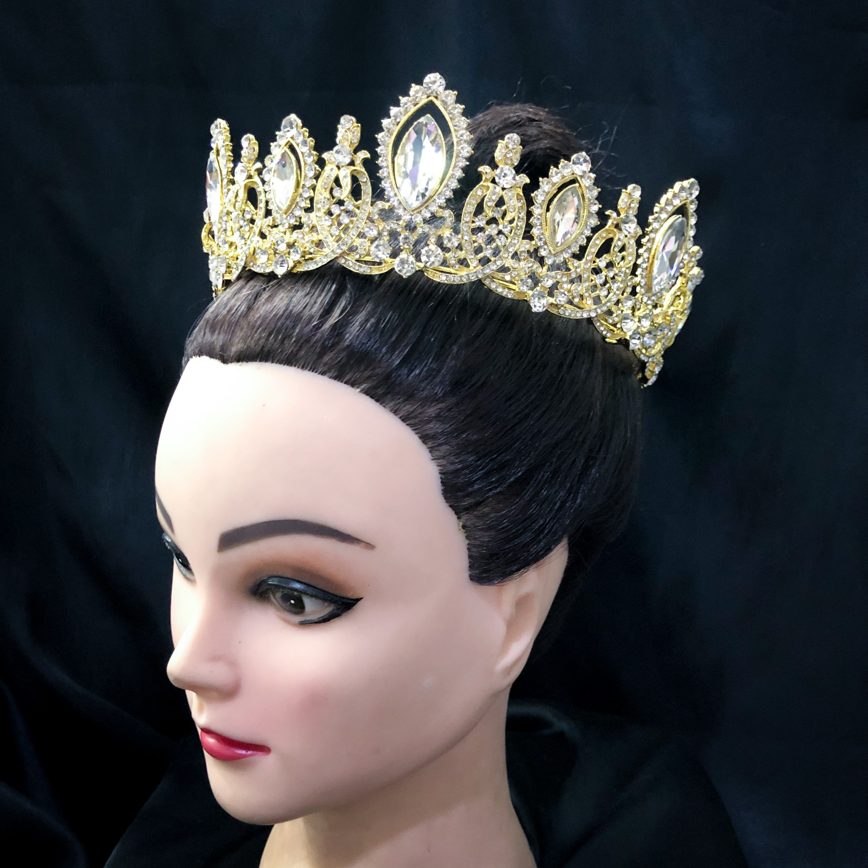 (พร้อมส่ง) มงกุฏ 067 สีทอง