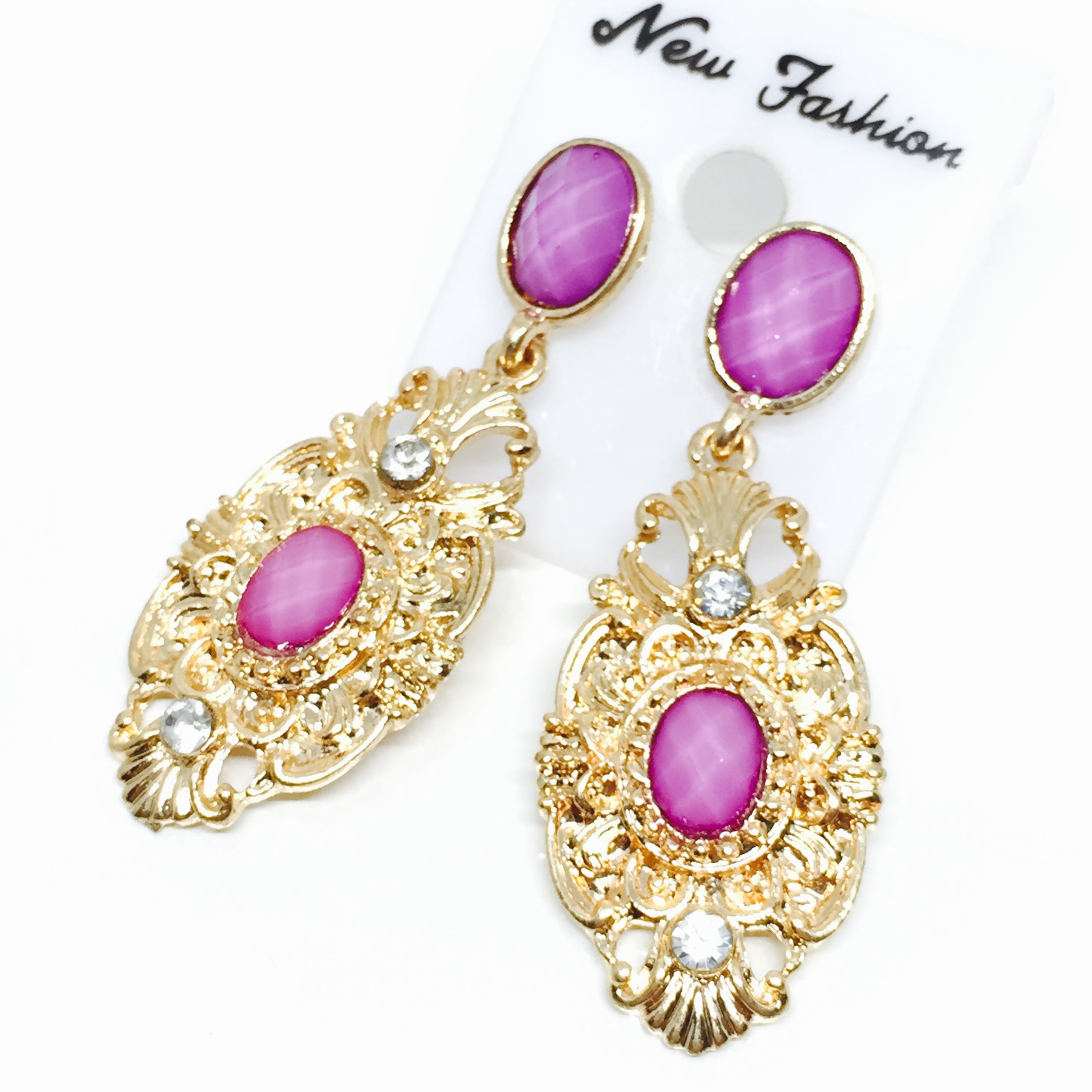 (พร้อมส่ง) ต่างหูคละแบบ คู่ละ 50 บาท