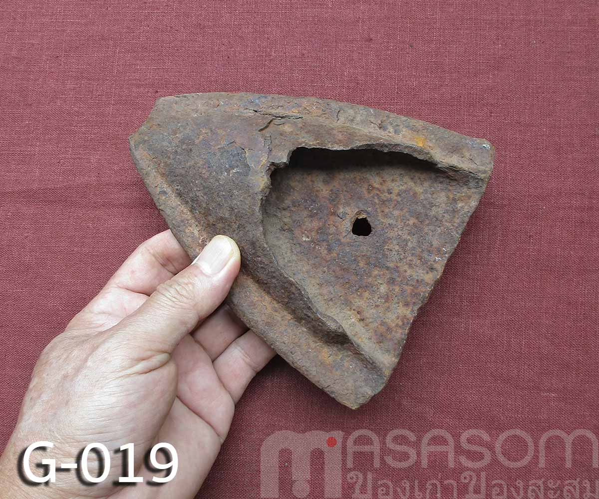 ผานไถโบราณอายุนับร้อยปี