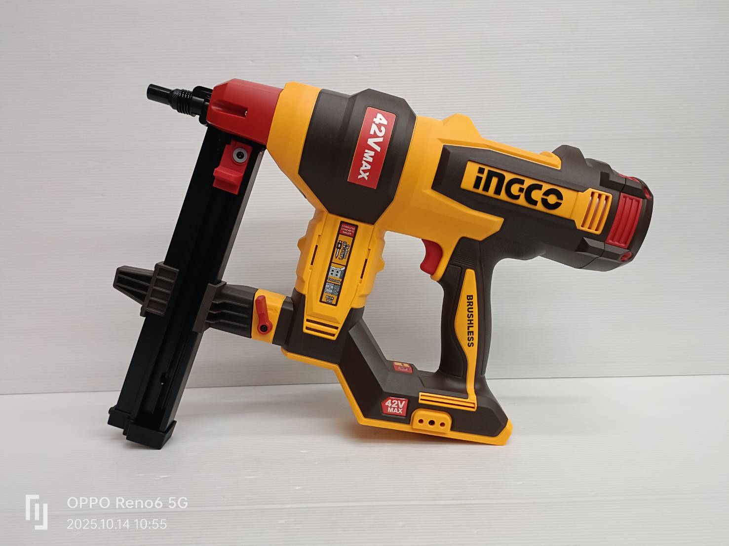 INGCO เครื่องยิงตะปูคอนกรีต40มม 42V CCNLI420602