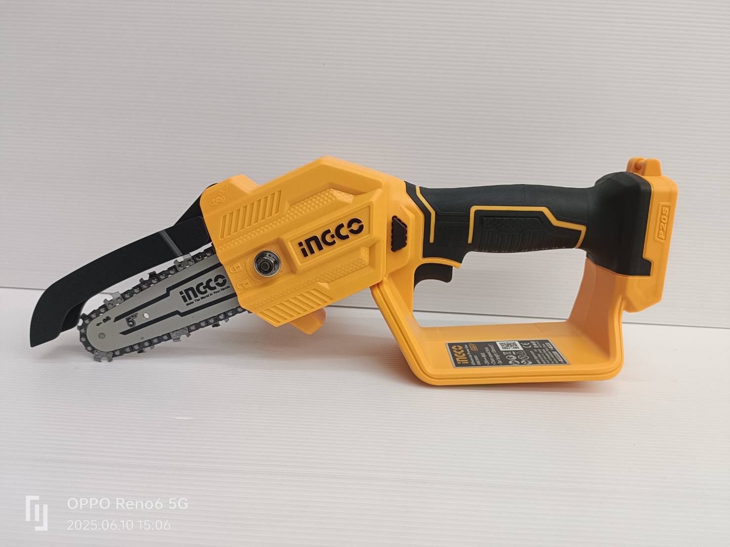 INGCO เลื่อยโซ่5" 20V CGSLI20581 ครบชุดพร้อมแบต แท่นชาร์จ