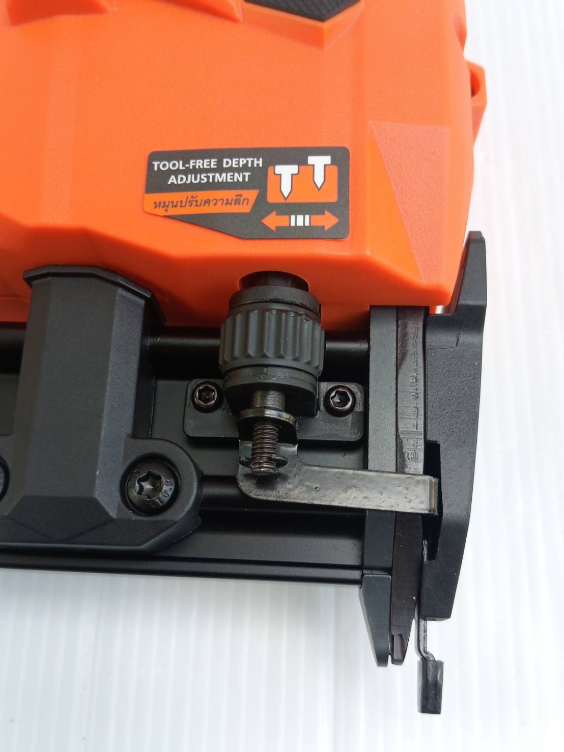 เครื่องยิงตะปูไร้สาย20V F32 INF-F32BNB PUMPKIN (เครื่องเปล่า) 50481