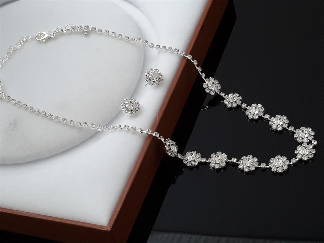 (พร้อมส่ง) สร้อยคอเพชร+ต่างหู 185 (เข็ม)