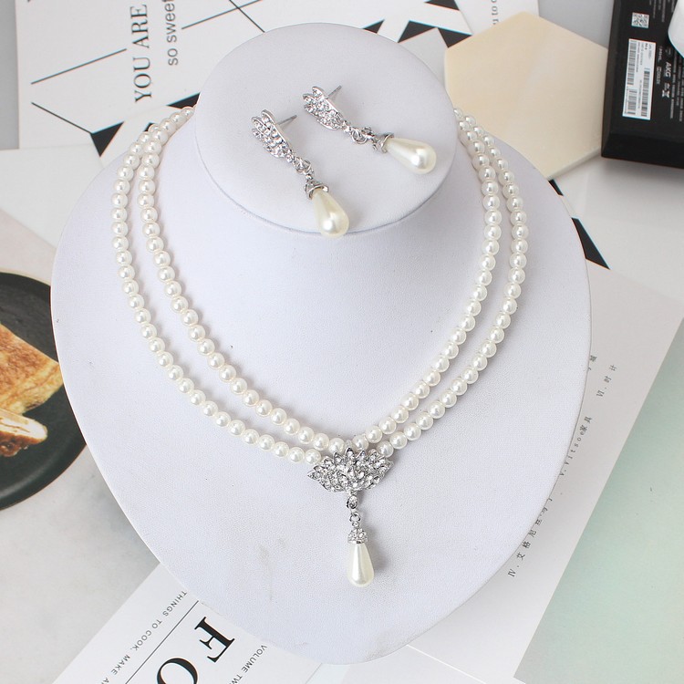 (พร้อมส่ง) สร้อยคอไข่มุก+ต่างหู 091 (ต่างหูแบบเข็ม) สวยหรู ส่งด่วนจาก จ.อุบลราชธานี