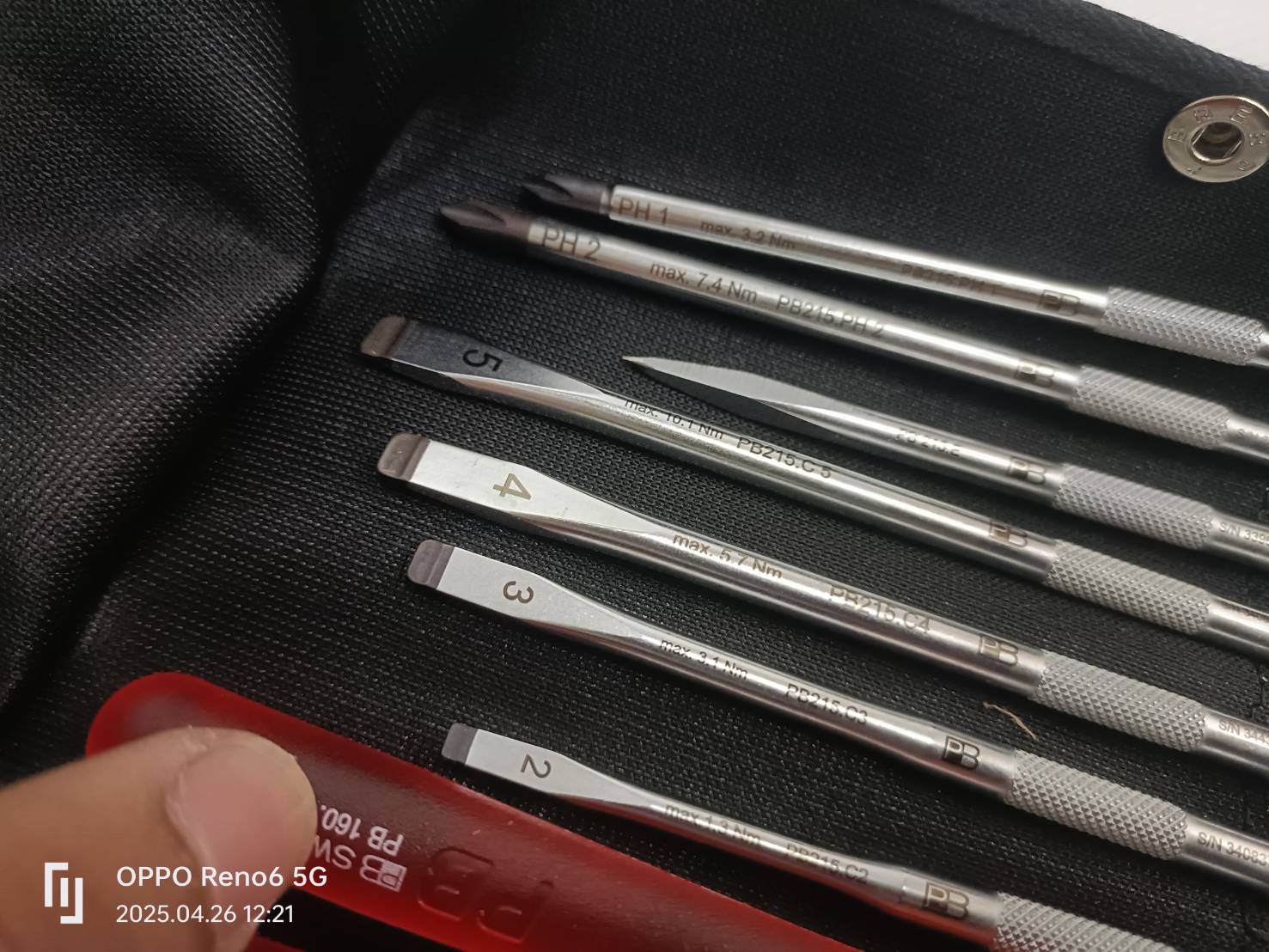 ชุดไขควงพร้อมซองหนัง 10 ตัว/ชุด PB-215L PB SWISS TOOLS
