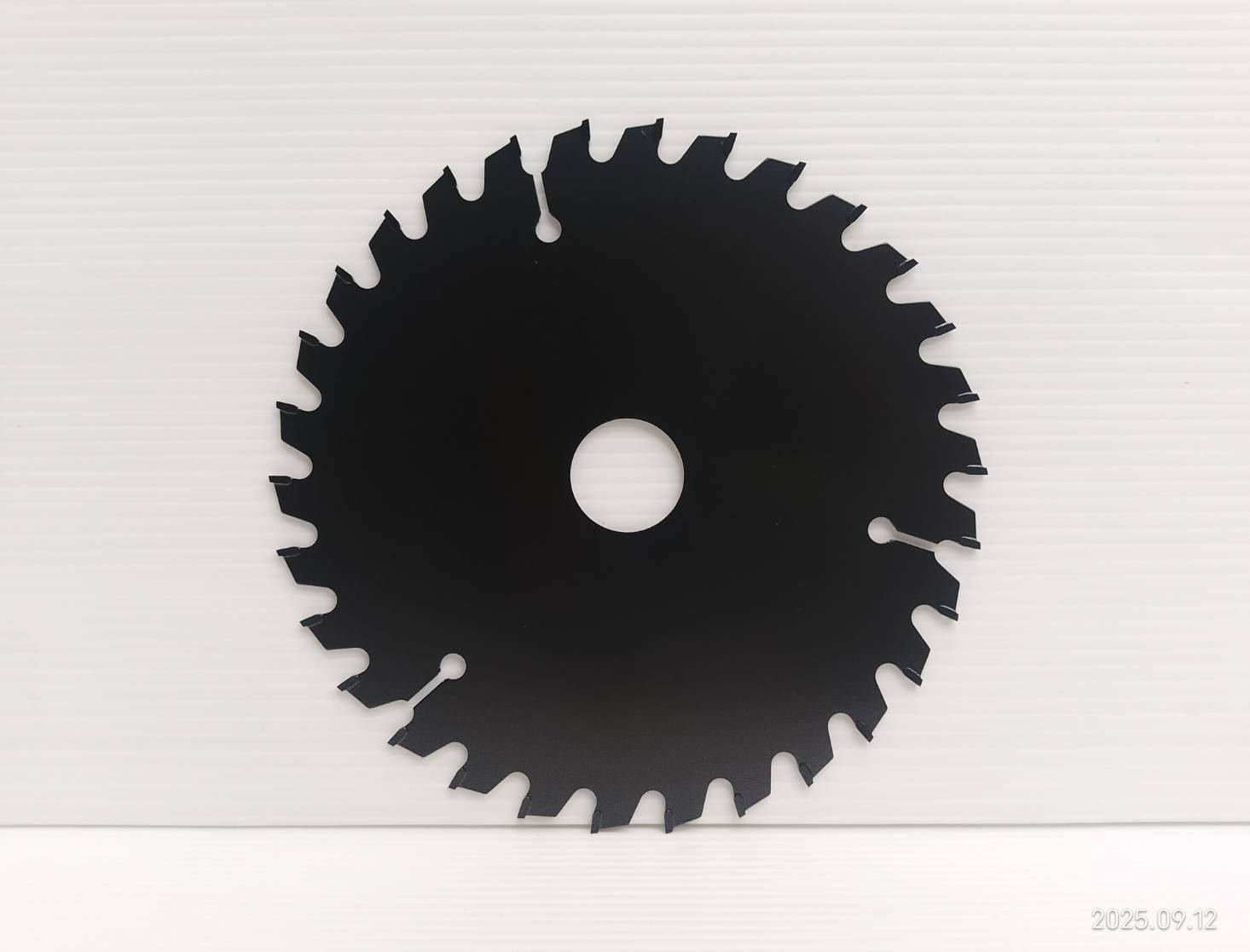 ใบตัดอลูมิเนียม 5.5 นิ้ว OSASW9022 OSUKA