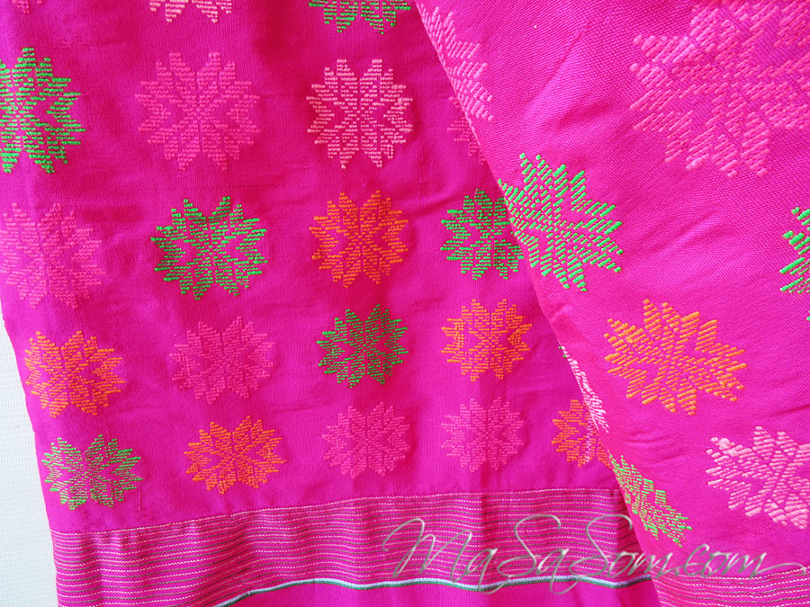 ผ้าถุงทอมือปะกากะญอ