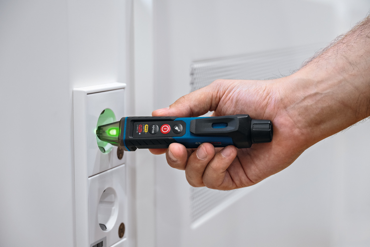 ปากกาวัดไฟ แบบไม่สัมผัส GVD1000-17 BOSCH