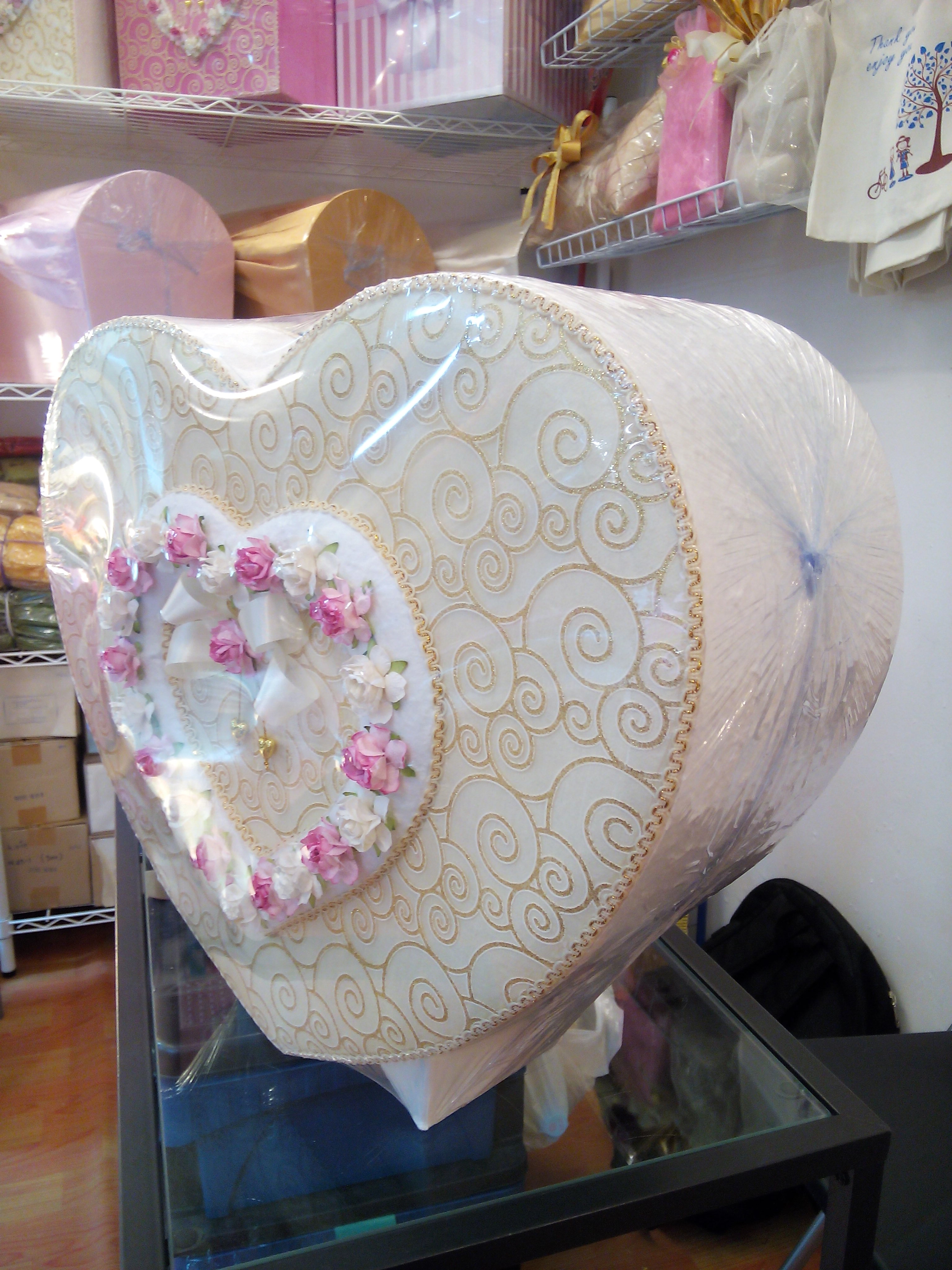 กล่องหัวใจเดี่ยวใหญ่ สีครีมทอง