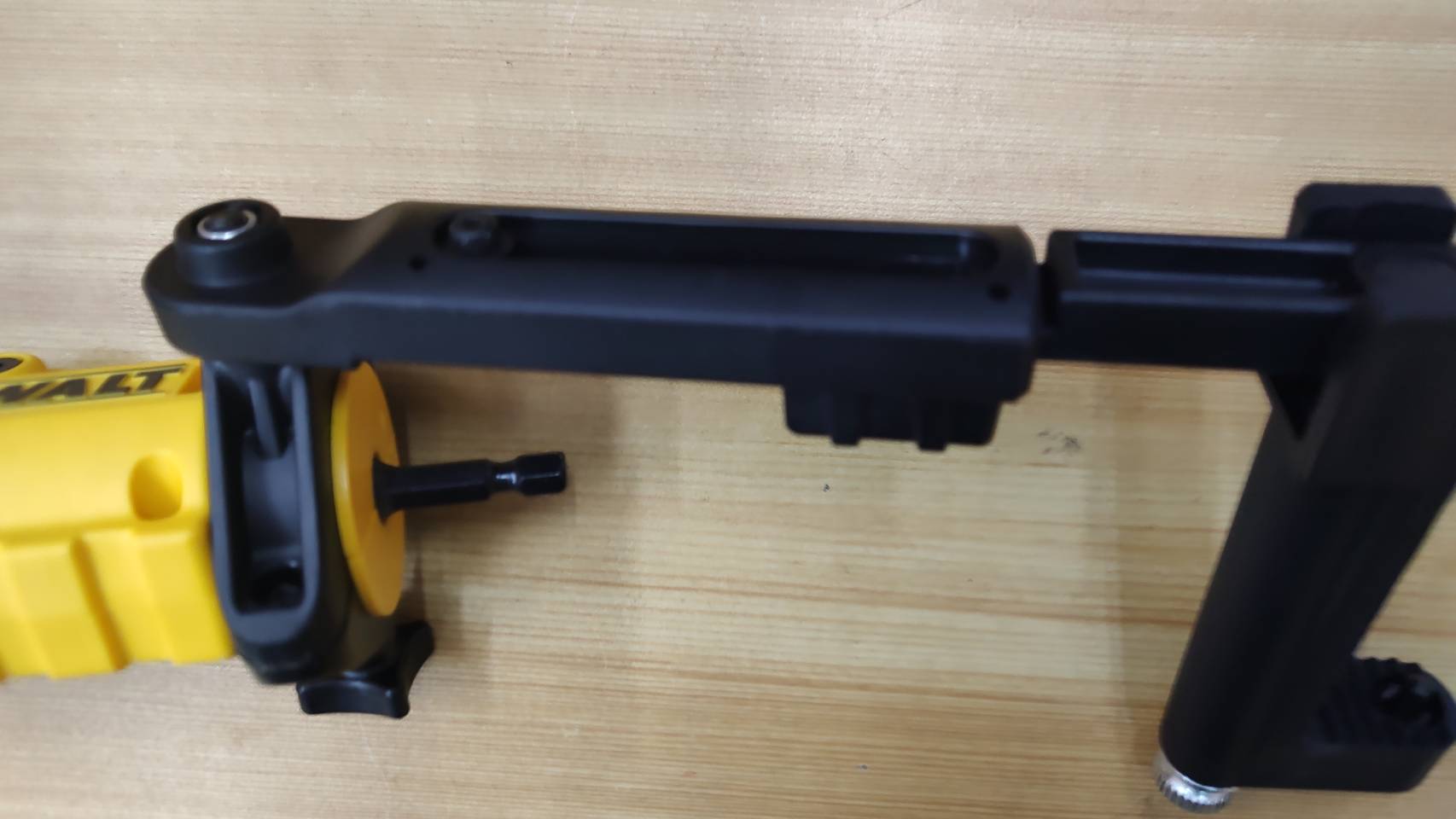 DEWALT อุปกรณ์เสริมสำหรับแปลงเป็นเครื่องตัดแผ่นโลหะ ตัดเมทัลชีท DT70620-QZ