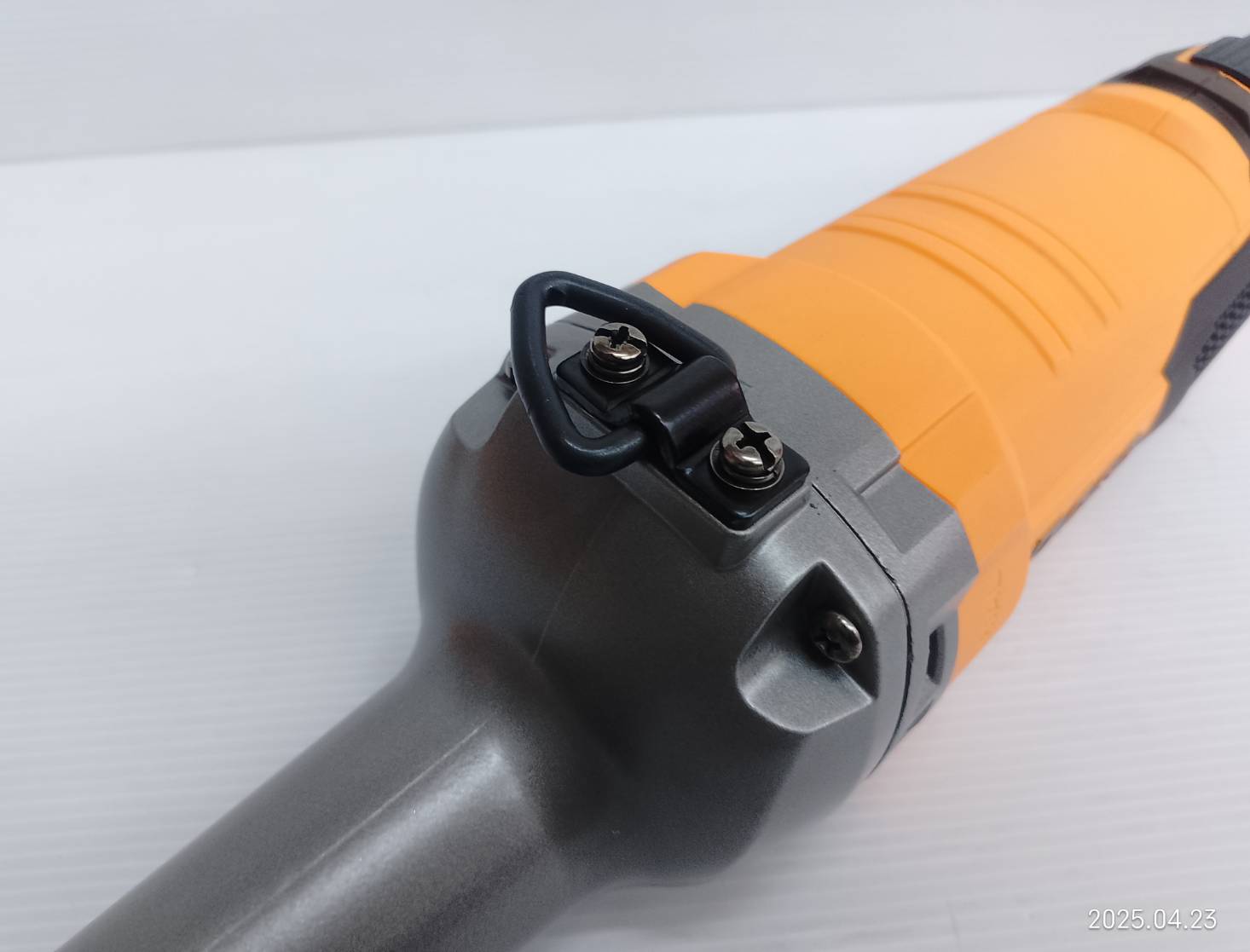 INGCO เครื่องเจียร์คอยาว 1100W รุ่น SG11008