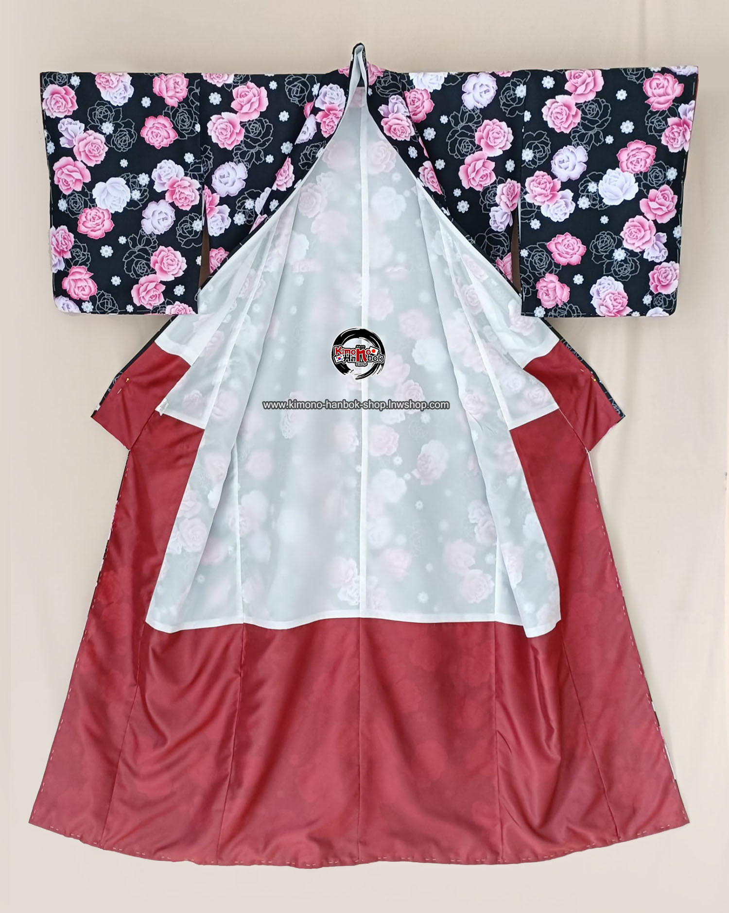 กิโมโนดำลายกุหลาบ01