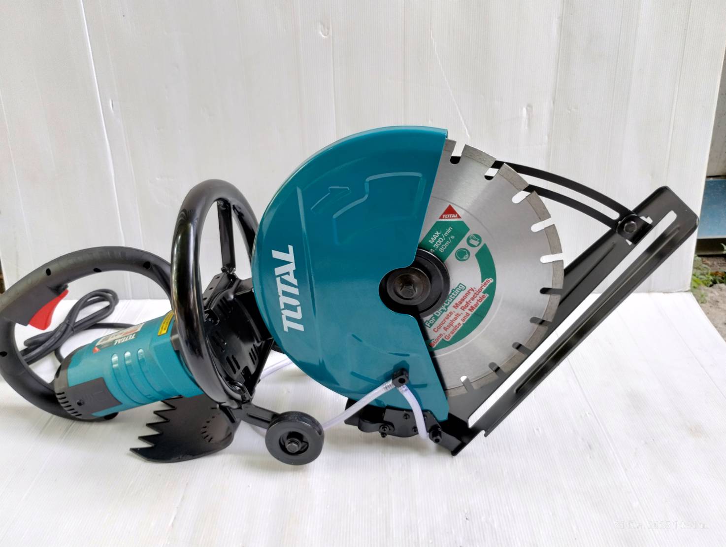 TOTAL เครื่องตัดคอนกรีต14" 2800w รุ่น TPC9203556