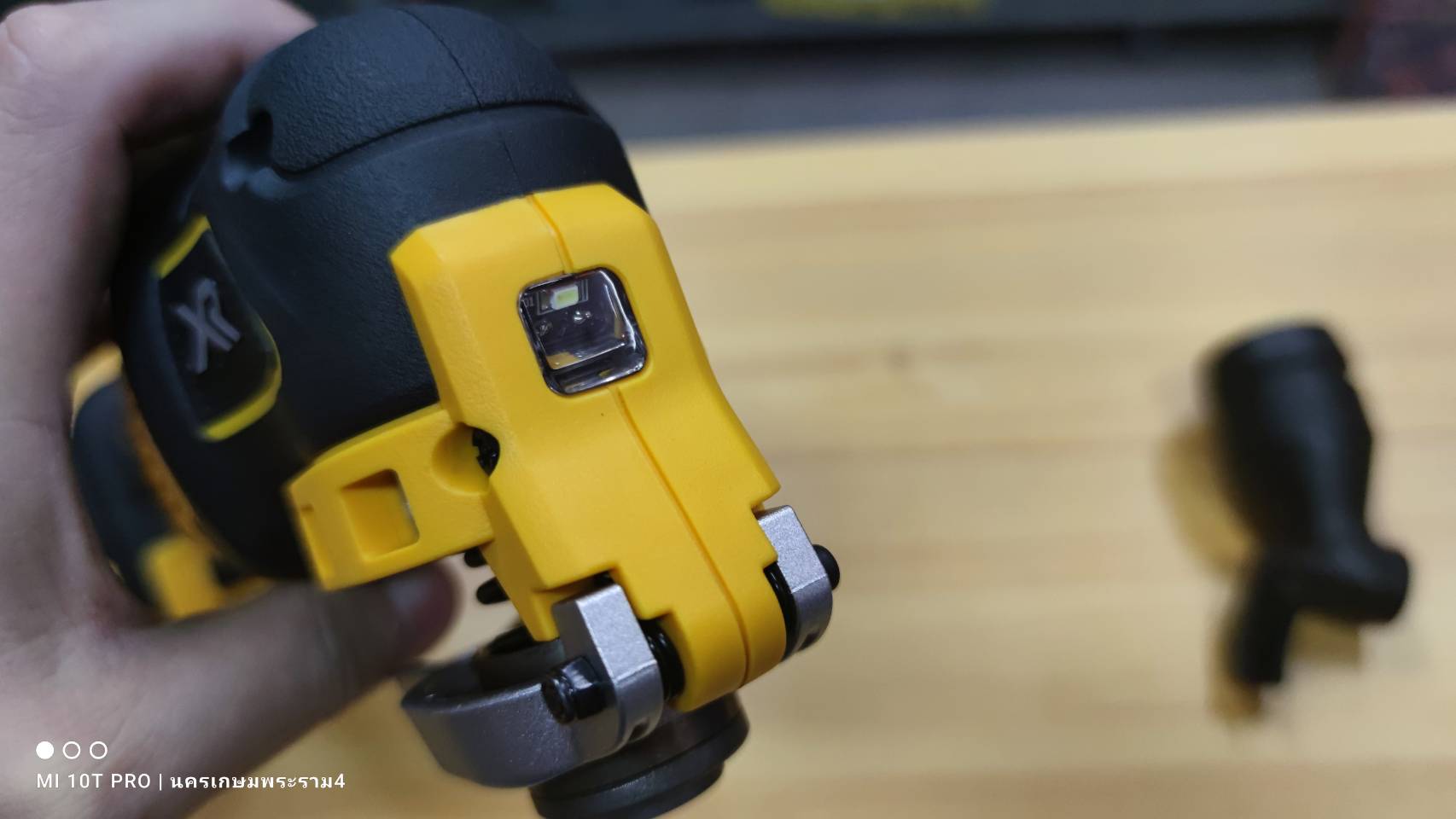 มัลติทูลไร้สาย18V DCS356NT DEWALT