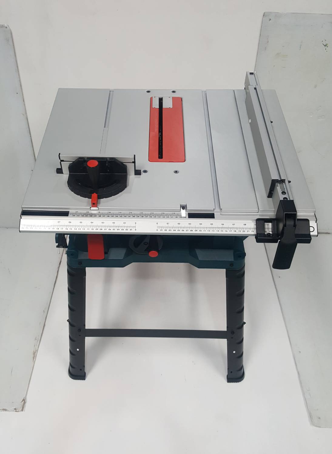 โต๊ะเลื่อยวงเดือน10" GTS254 BOSCH