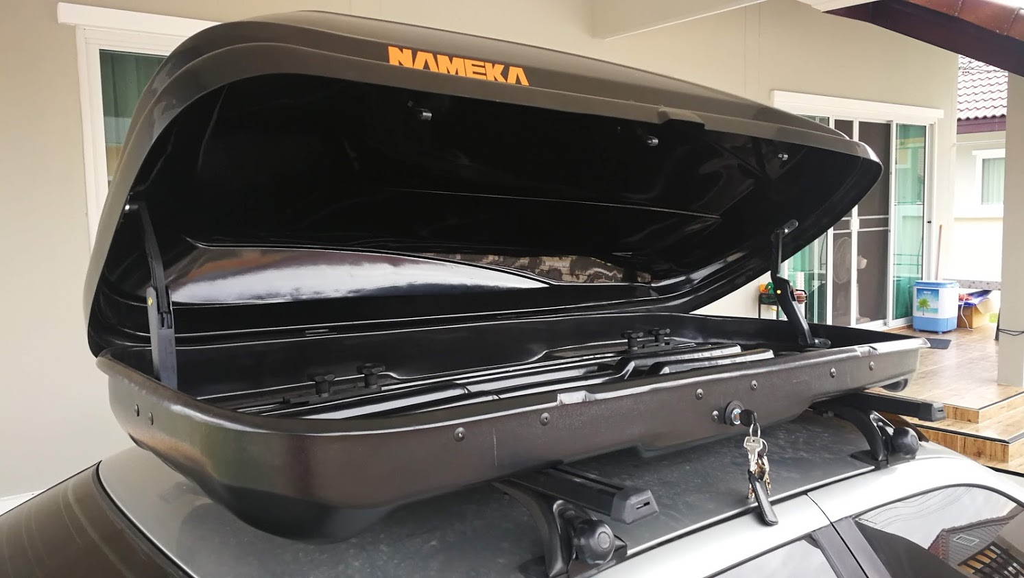Roof Box NAMEKA Model: NP-011 กล่องเก็บสัมภาระ นาเมกะ