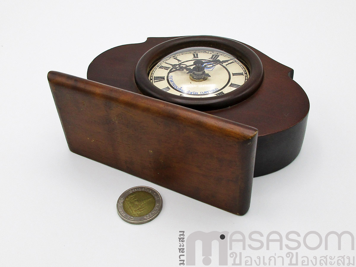 นาฬิกาไม้เก่าธนาคารกรุงไทย